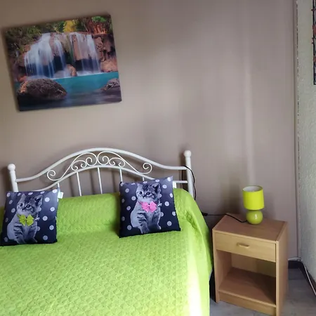 Agreable 100 M De La Villa *